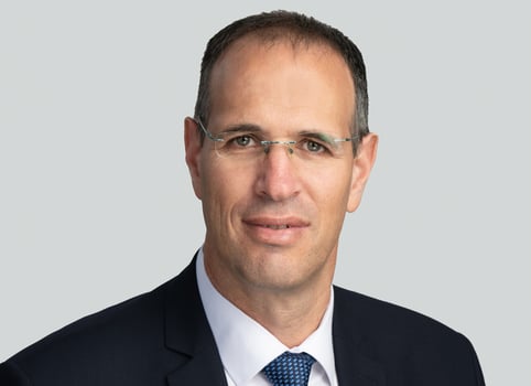 עוזי רוזנטל, סגן נשיא בכיר, מנהל חטיבת הממשלה, פנג׳יה, קרדיט: דייויד גארב